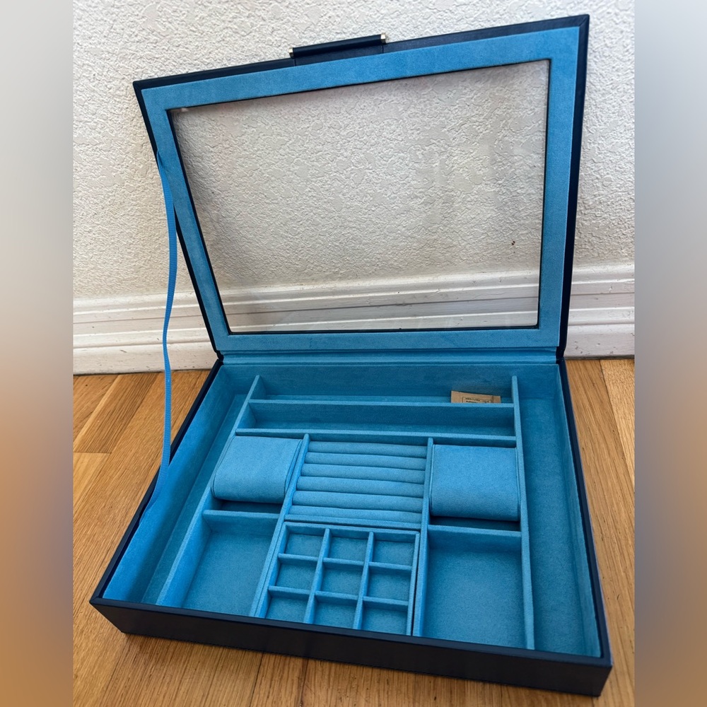 WOLF Sophia Jewelry Box with Window